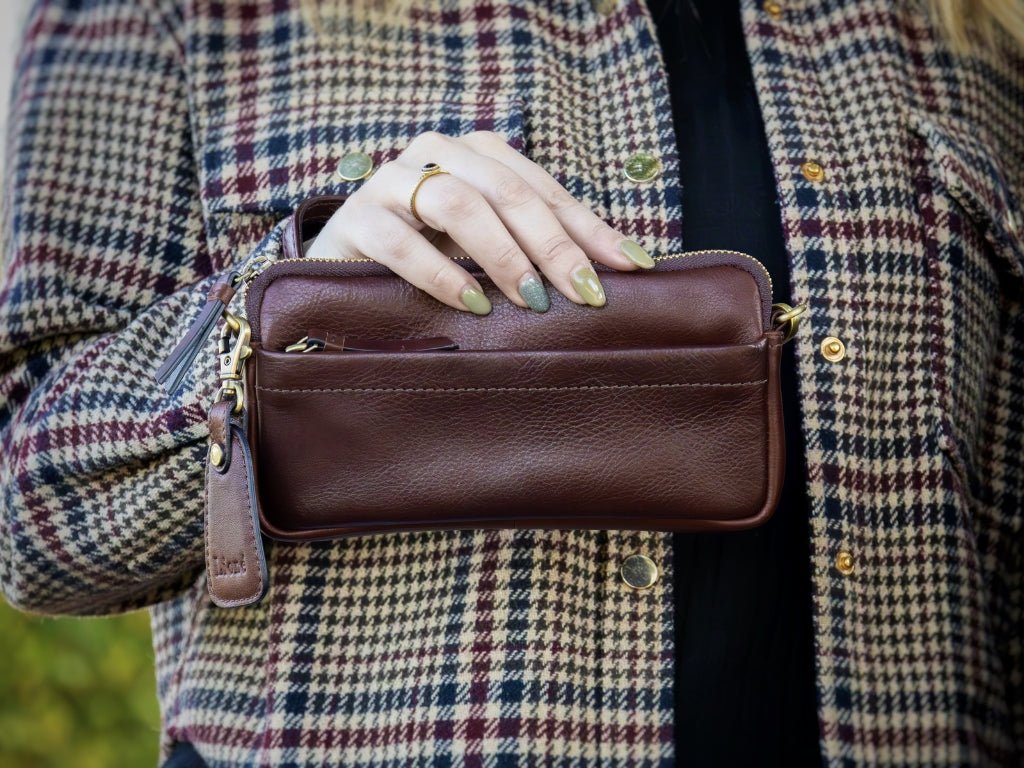 Leren Telefoontasje Donker Bruin Molly - Lioné - Lioné